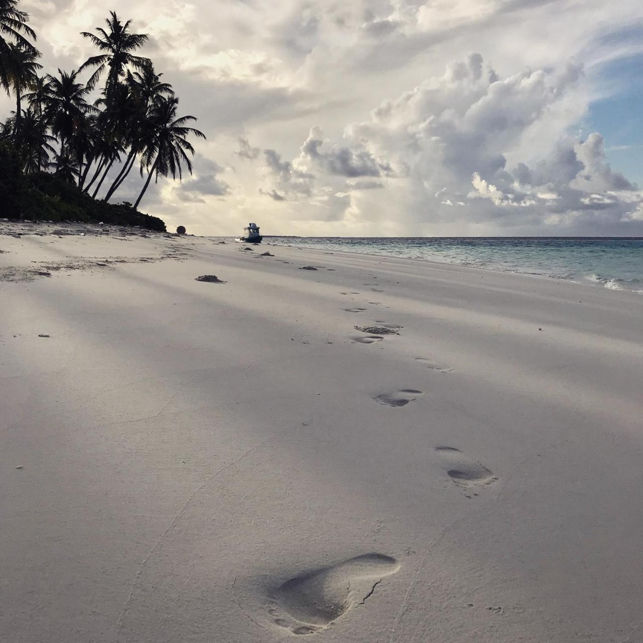 Sunset Stay Maldives Thinadhoo  Экстерьер фото